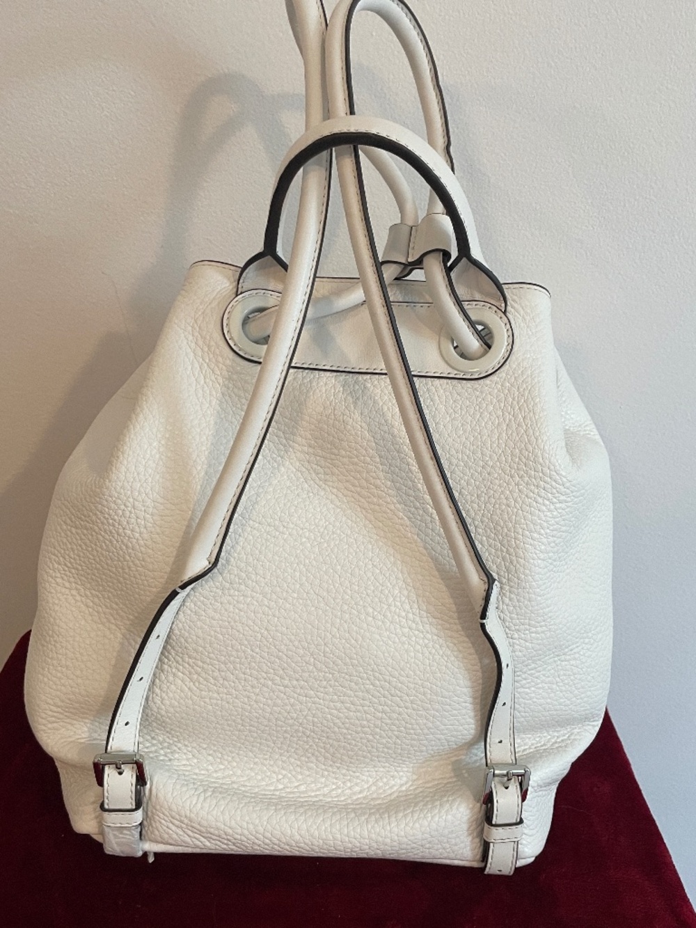 MICHAEL KORS - Dalia Drawstring Leather Backpack - NWT - Picture 4 of 6